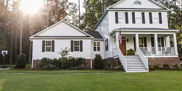 front lawn with nice healthy grass